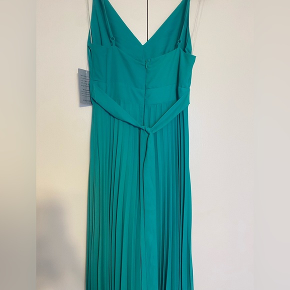 NWT Kenedik Green Maxi Dress- size small - Picture 8 of 10